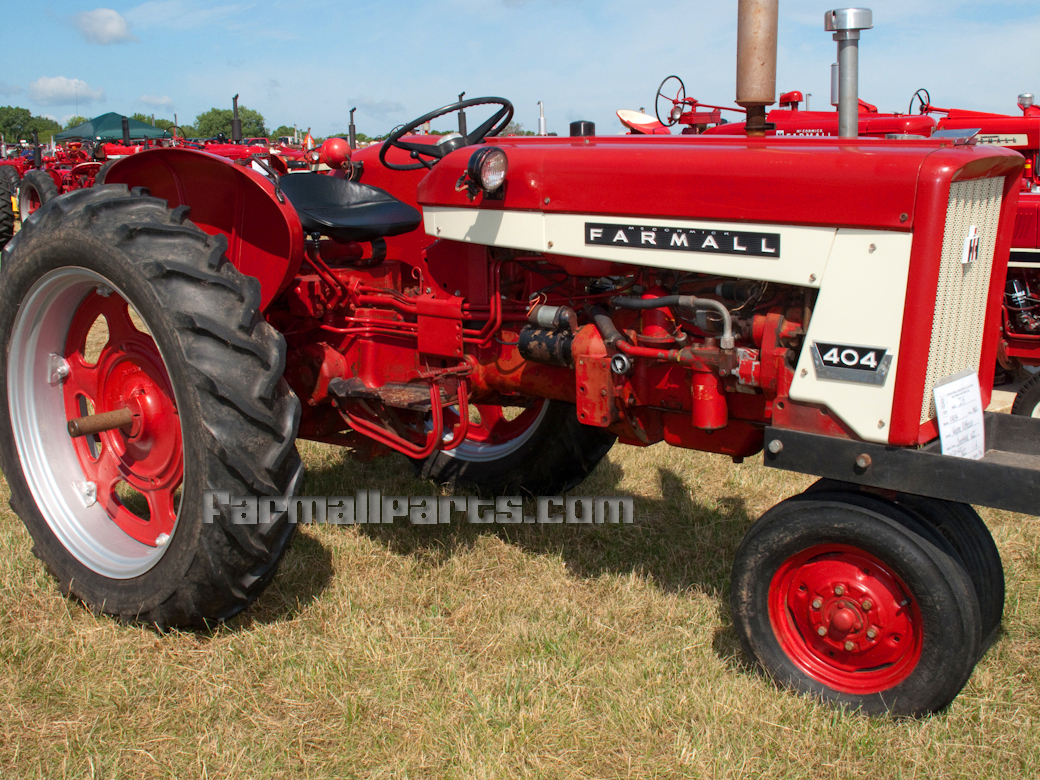 International Harvester Farmall Farmall 404